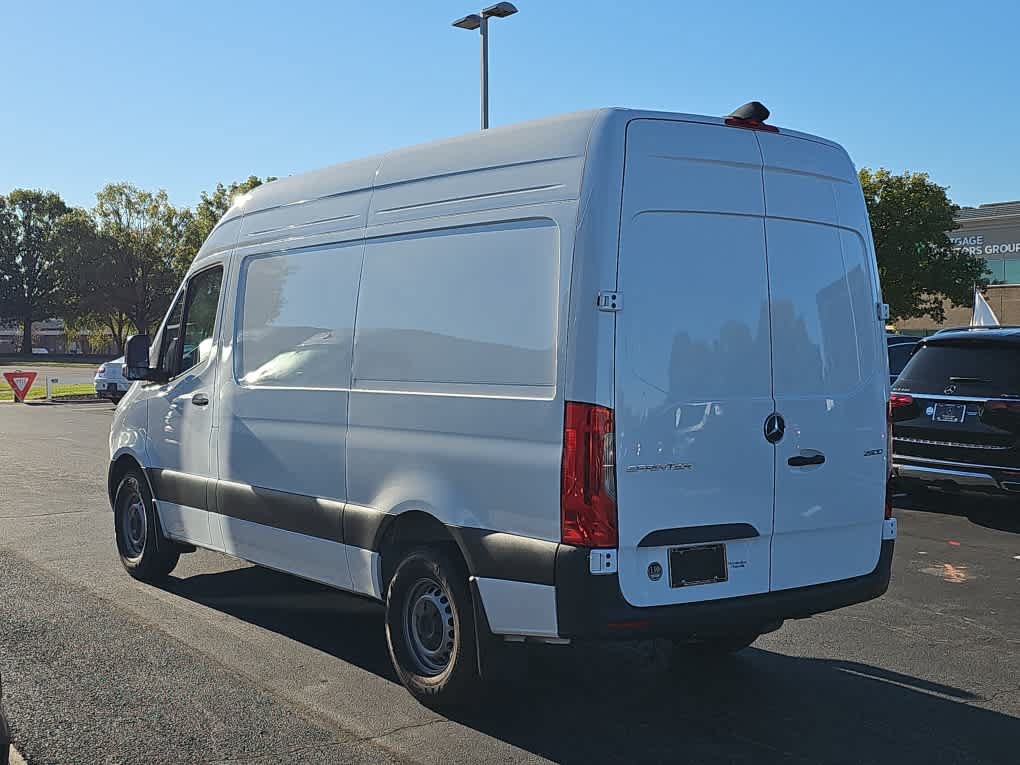 Used 2026 Mercedes-Benz Sprinter 2500 image 4