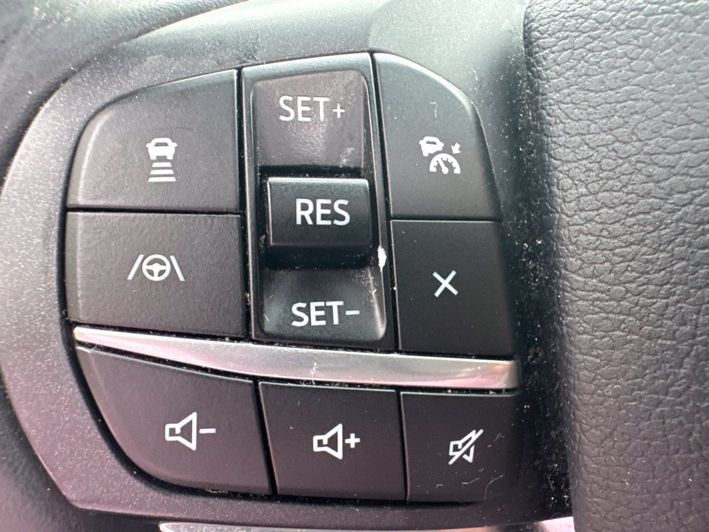 Used 2020 Ford Explorer Platinum w/ Premium Technology Package AWD/4WD image 13
