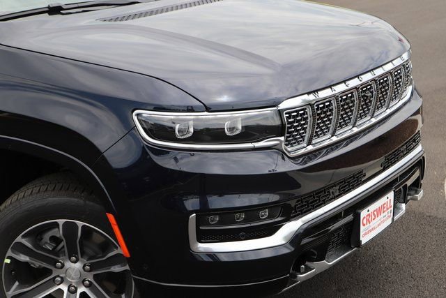 New 2024 Jeep Grand Wagoneer L 4WD w/ Convenience Group III image 2