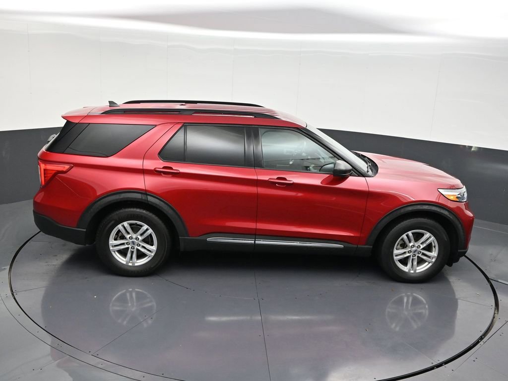 Used 2021 Ford Explorer XLT image 22
