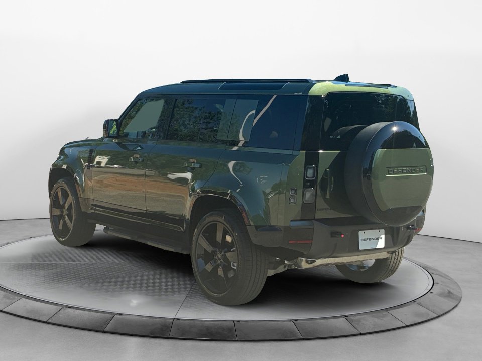 New 2026 Land Rover Defender 110 X-Dynamic SE AWD/4WD image 5