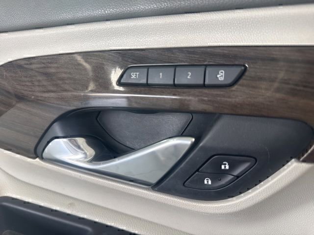 Used 2021 GMC Terrain Denali w/ LPO, Floor Liner Package image 17