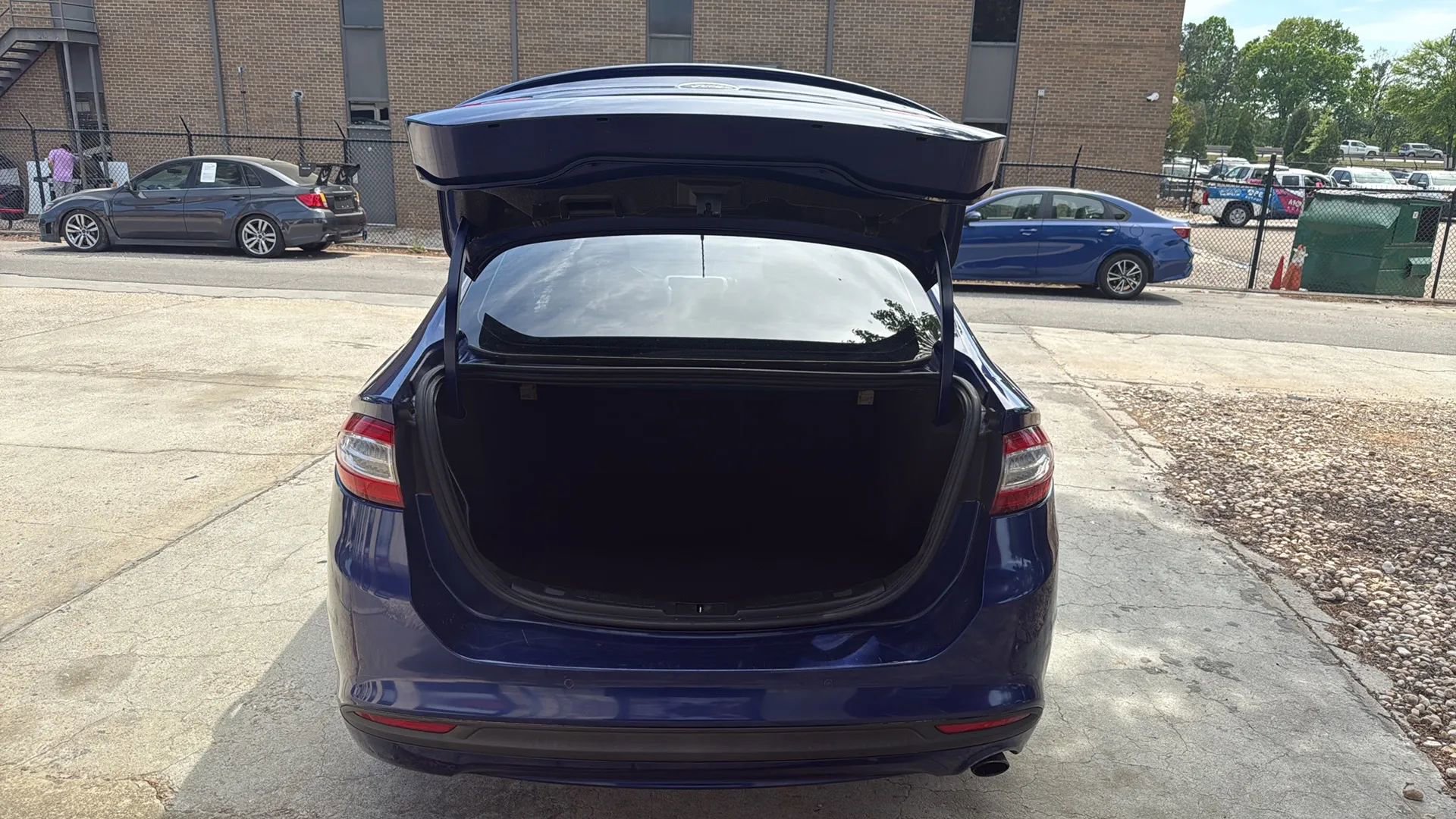 Used 2013 Ford Fusion SE FWD image 11