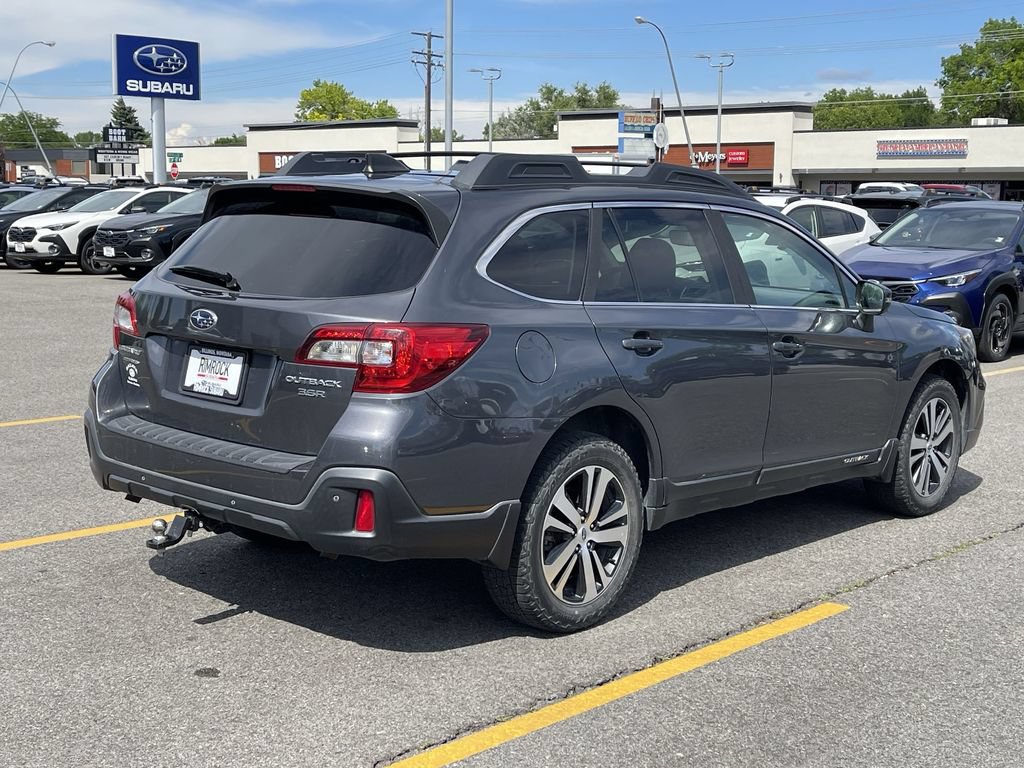 Used 2018 Subaru Outback 3.6R Limited AWD/4WD image 7