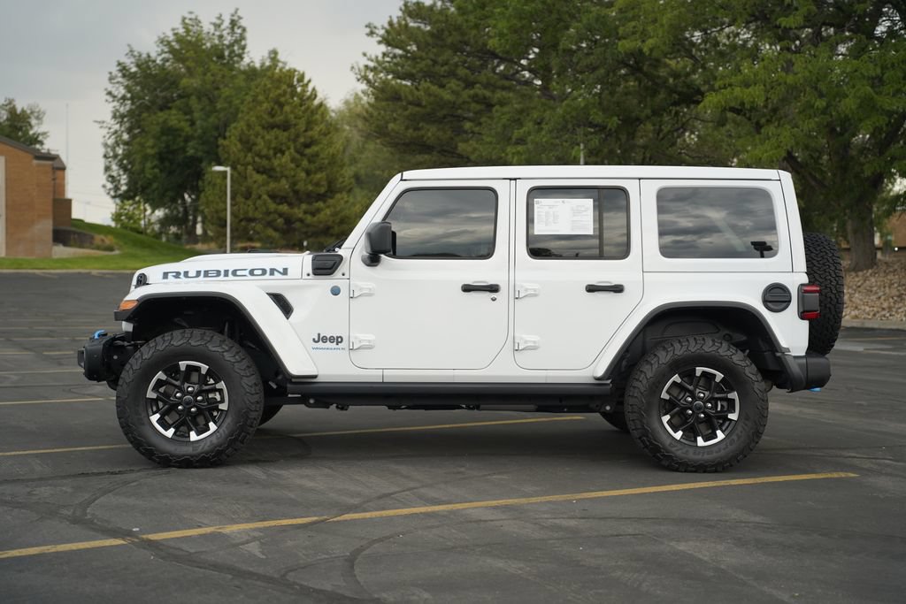 Used 2024 Jeep Wrangler Unlimited Rubicon 4xe AWD/4WD image 2