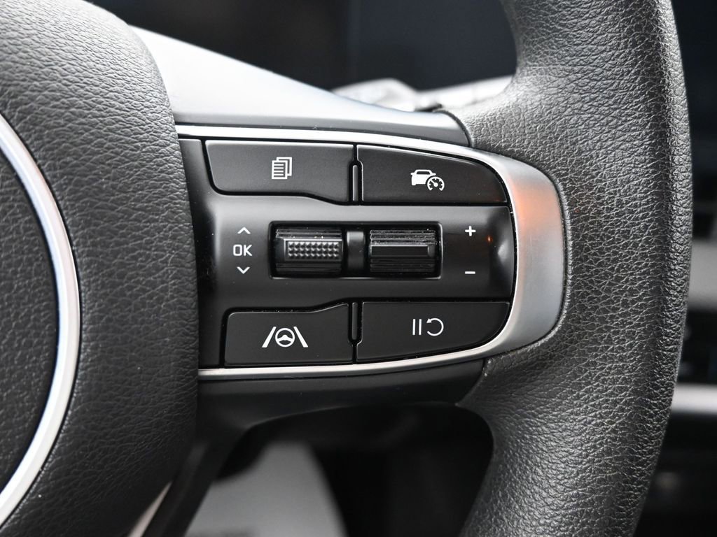 Used 2024 Kia Sportage LX image 29