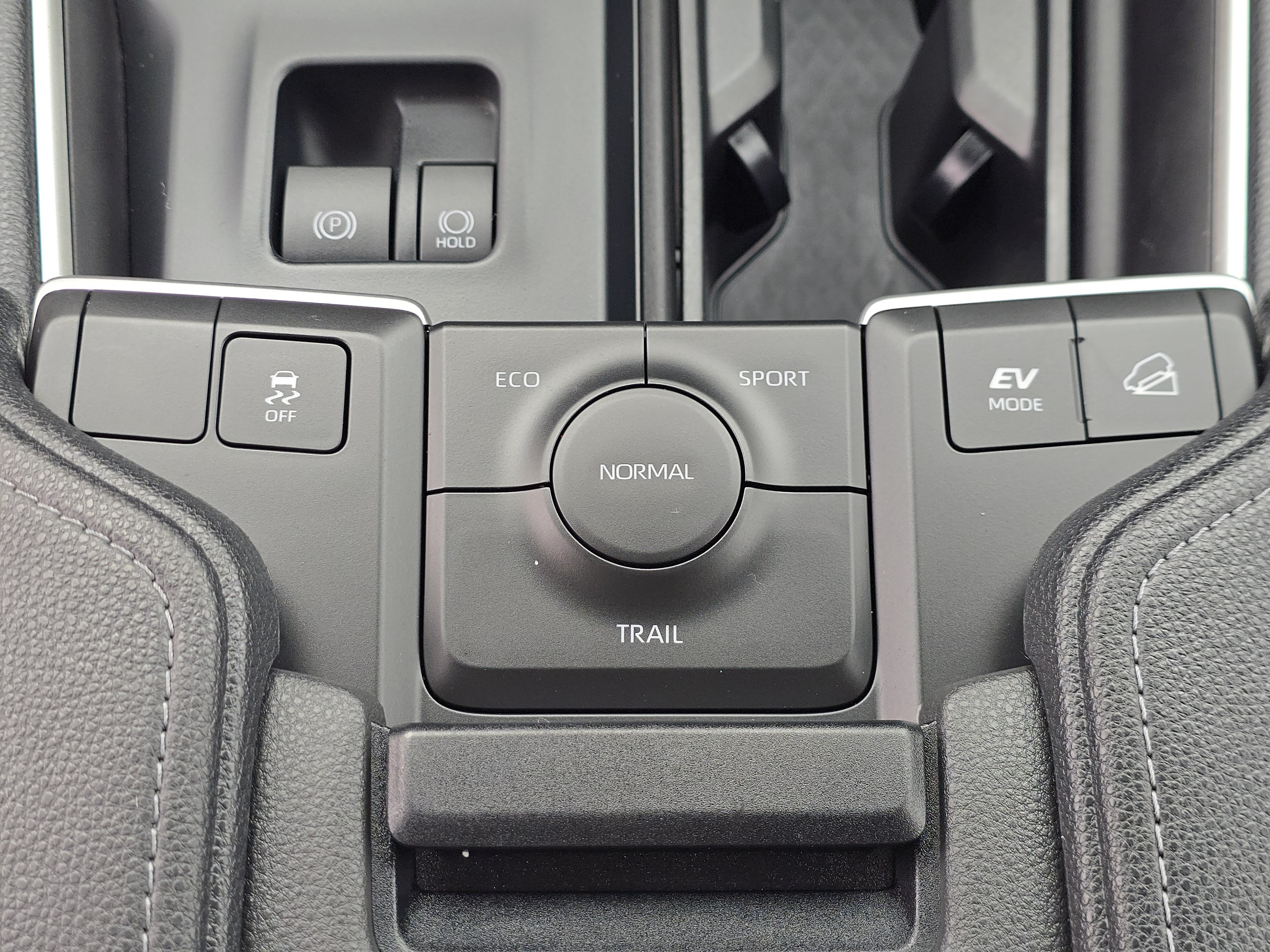 Used 2024 Toyota Grand Highlander AWD Hybrid image 27