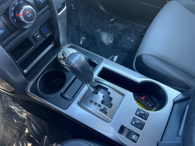 Used 2022 Toyota 4Runner SR5 Premium w/ Moonroof Package AWD/4WD image 19