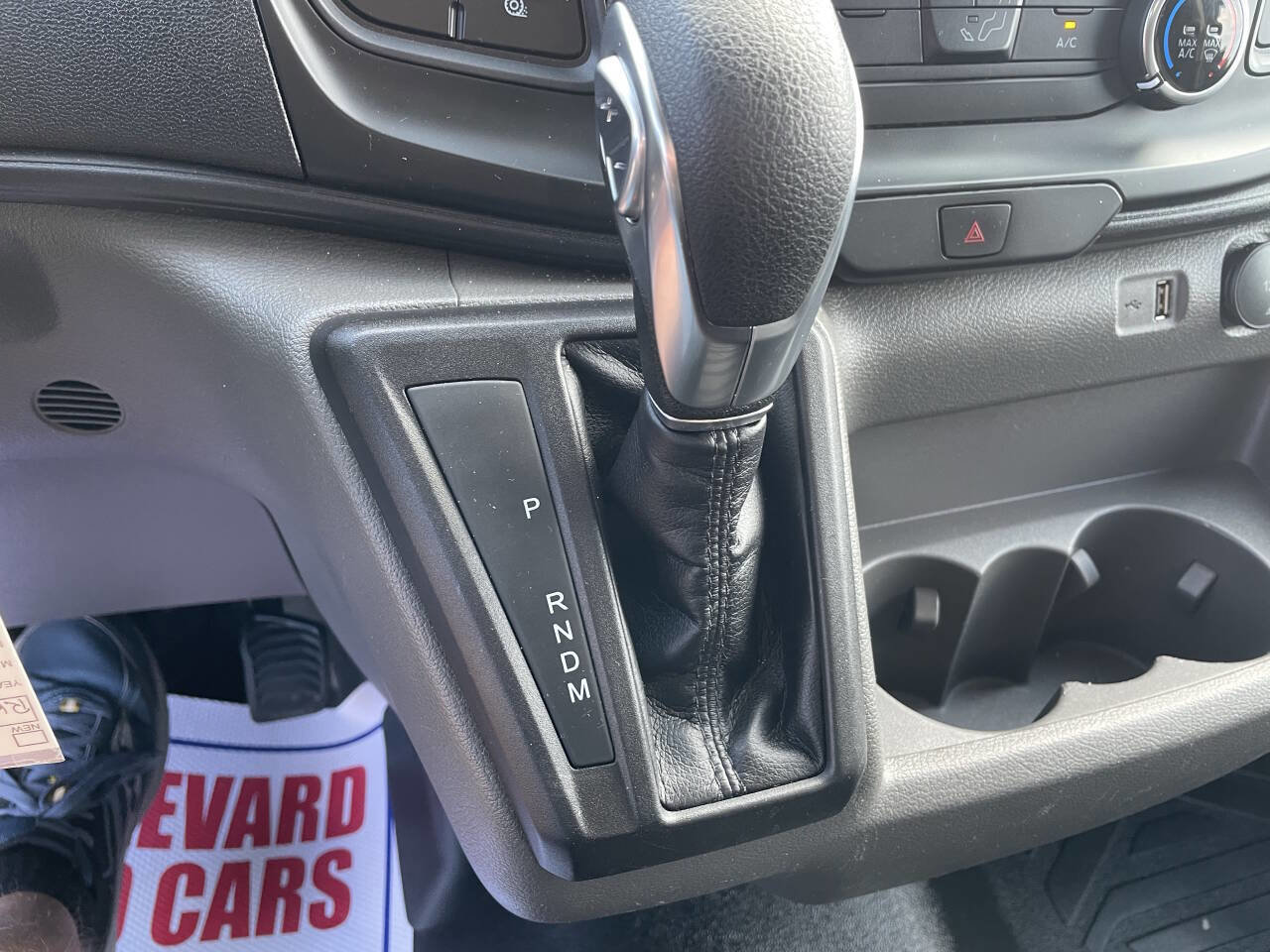 Used 2024 Ford Transit 250 148 Medium Roof w/ Load Area Protection Package image 24