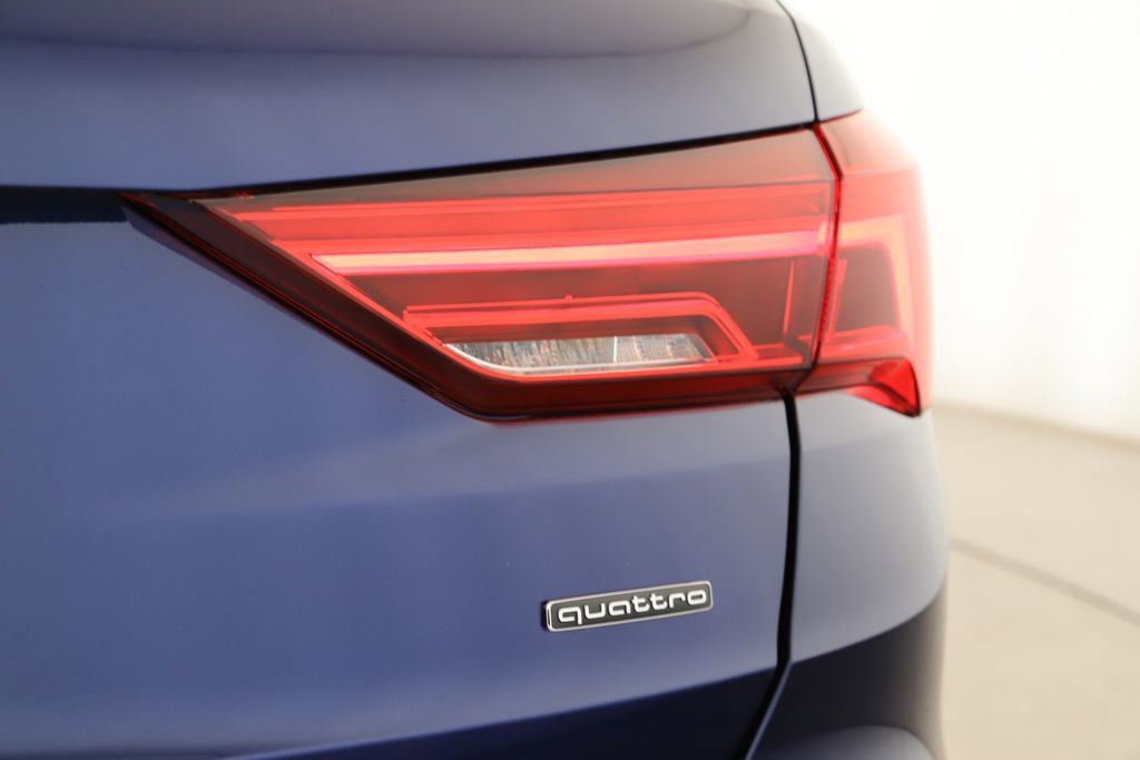 Used 2025 Audi Q3 2.0T Premium w/ Convenience Package image 30