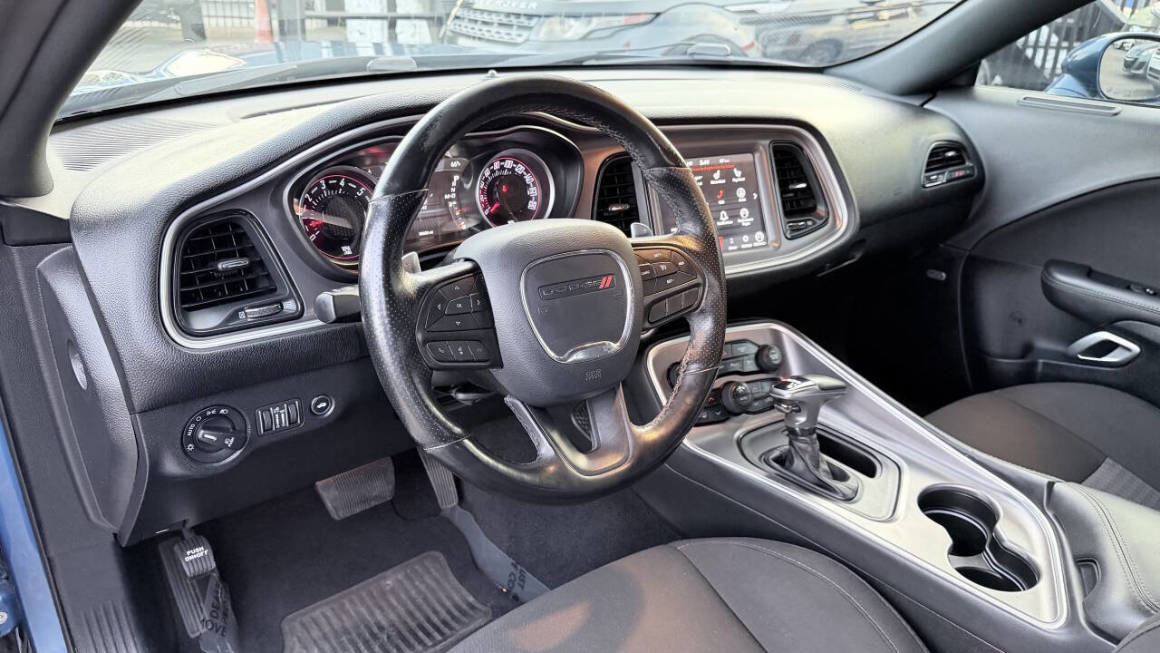 Used 2020 Dodge Challenger R/T Scat Pack RWD image 19