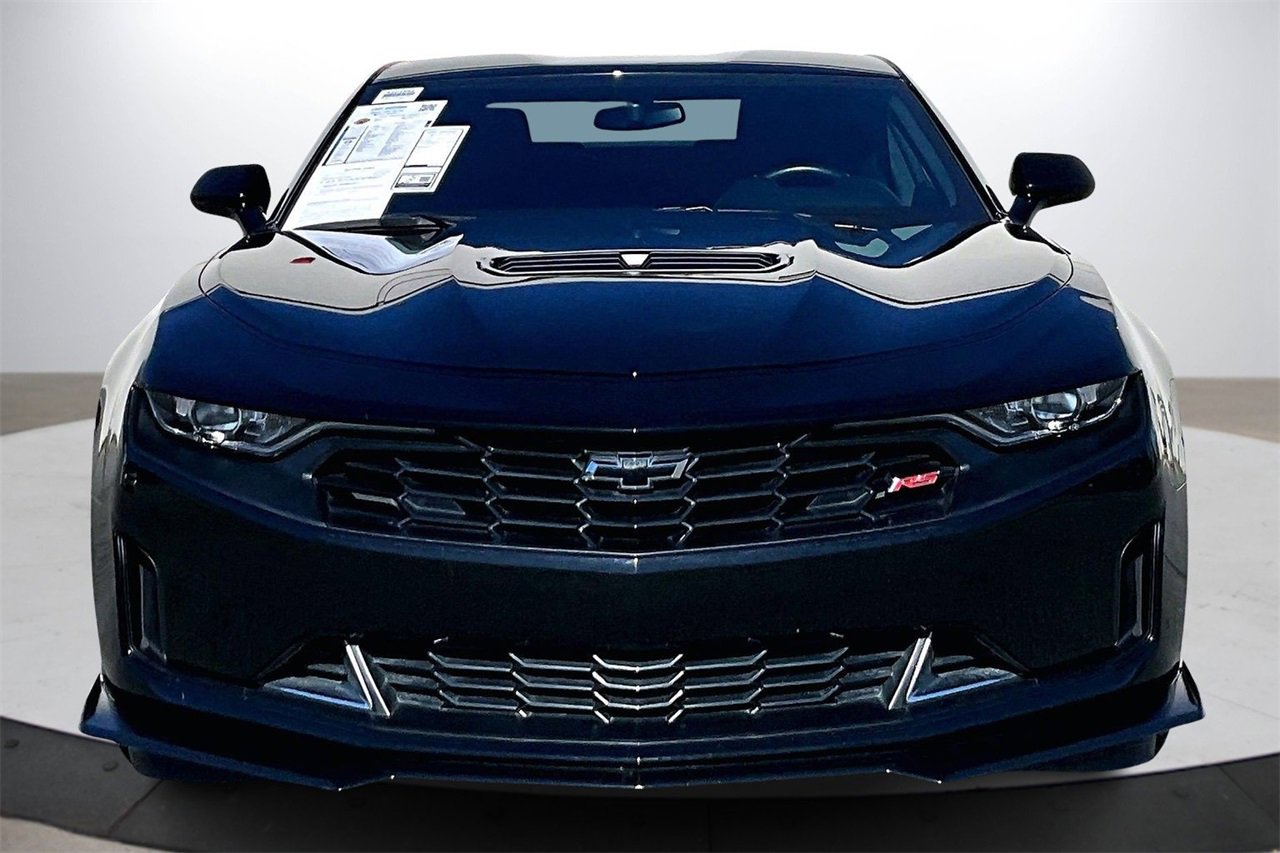 Used 2021 Chevrolet Camaro LT image 3