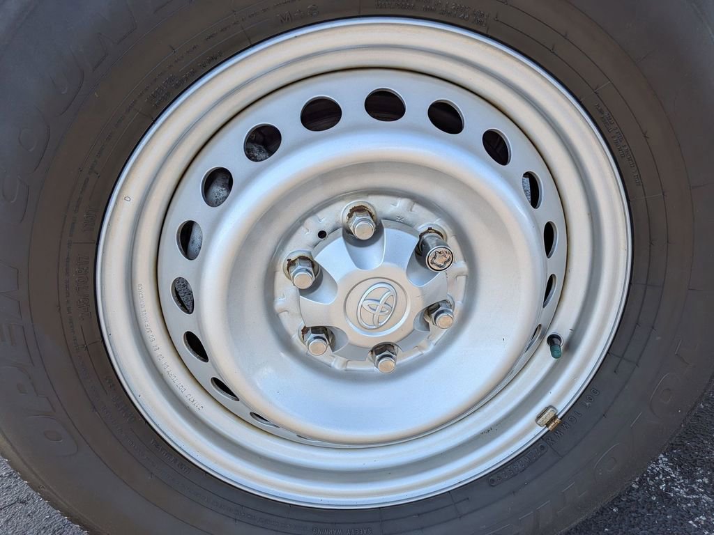 Used 2024 Toyota Tacoma SR RWD image 21