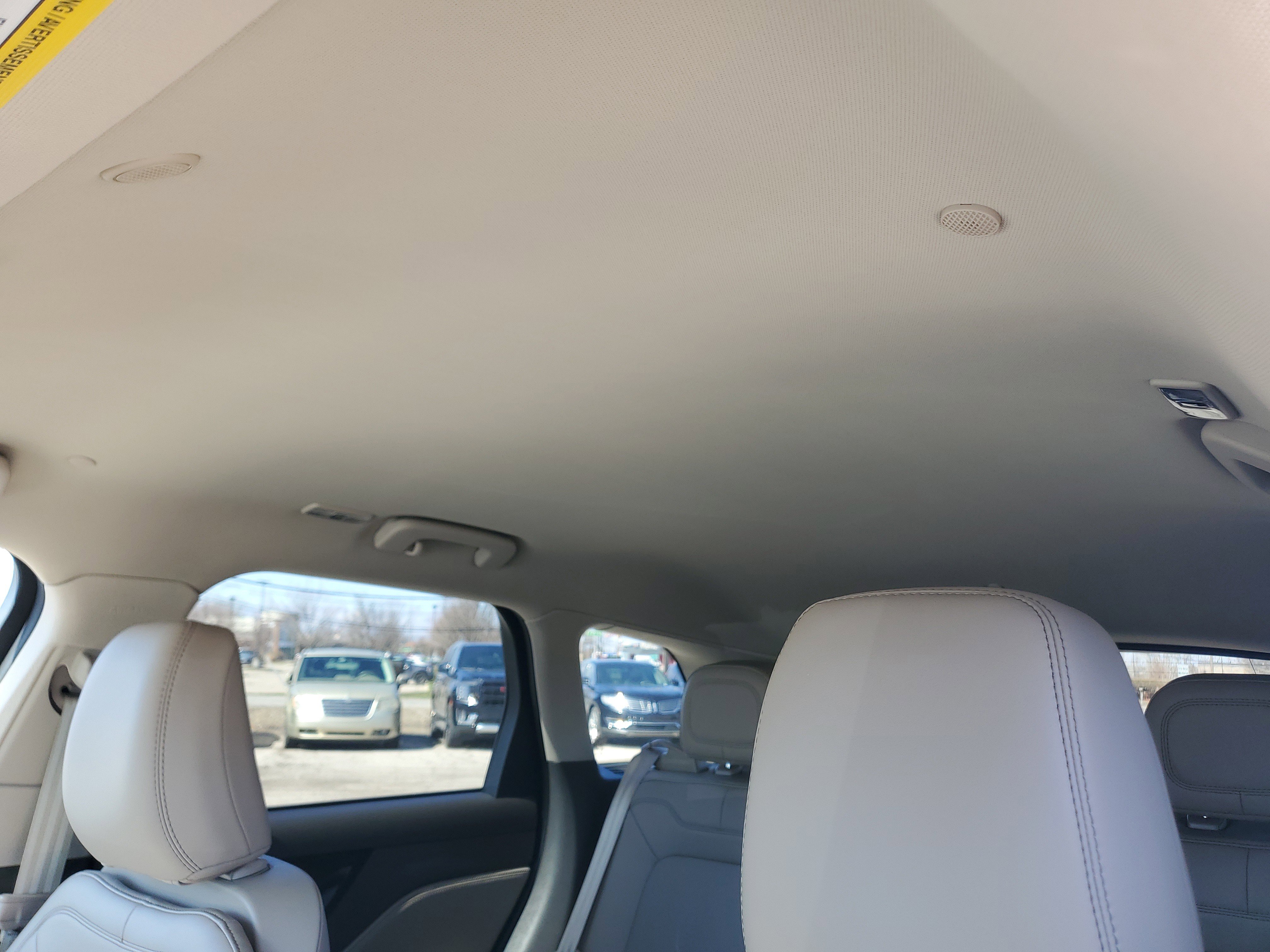 Certified 2024 Lincoln Corsair AWD w/ Equipment Group 101A image 11