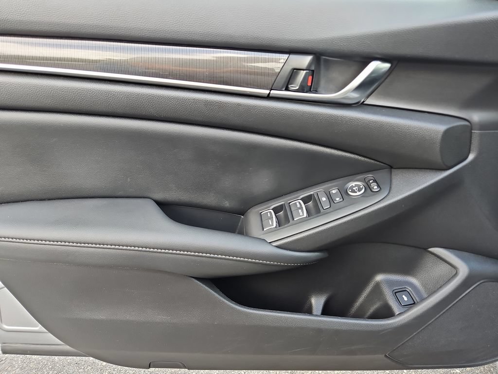 Used 2022 Honda Accord Sport image 24