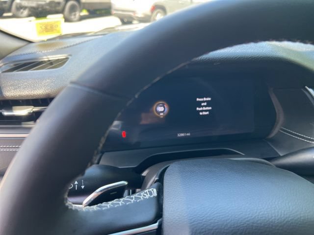 Used 2024 Jeep Grand Cherokee L Altitude AWD/4WD image 14