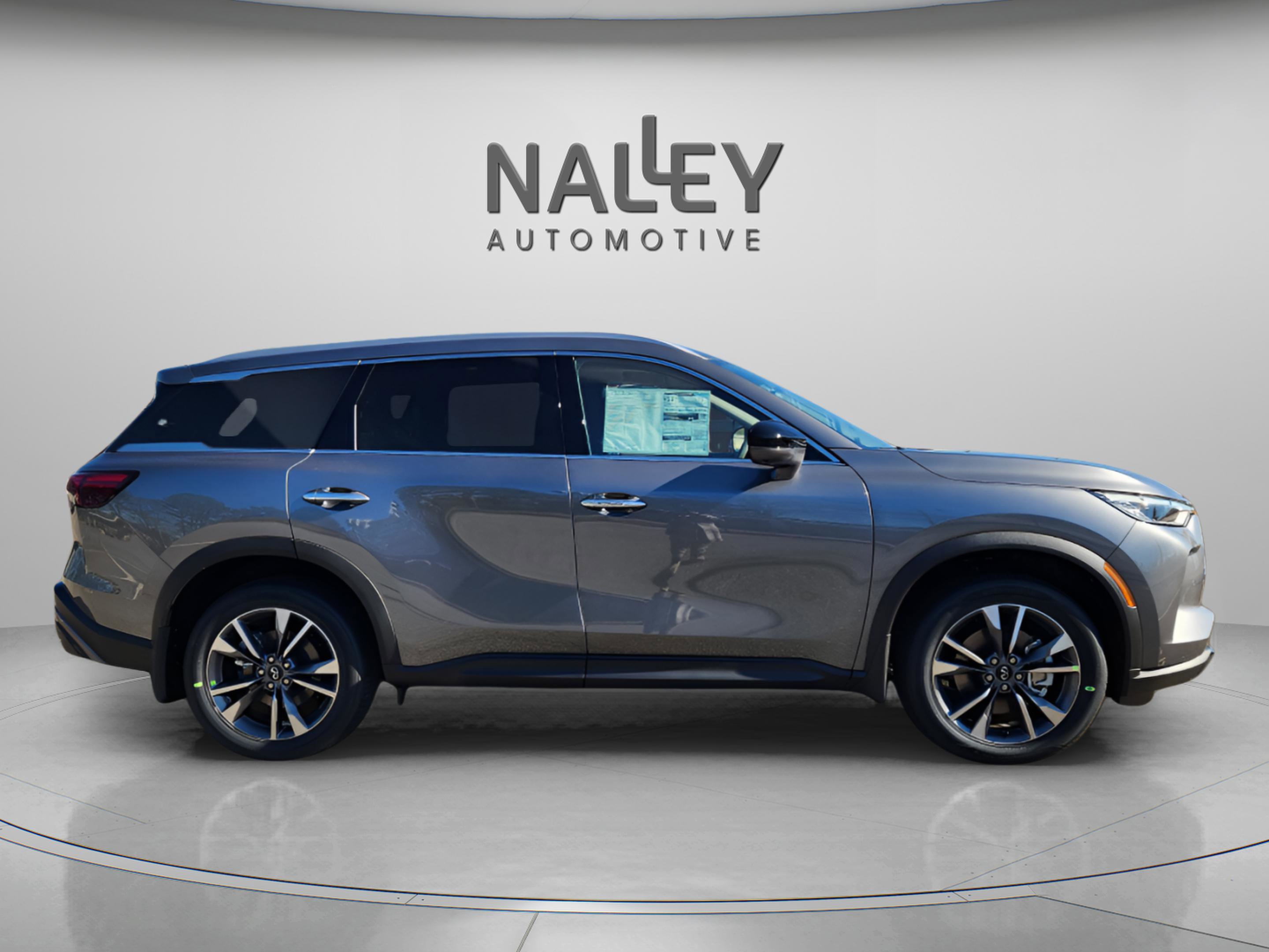 Certified 2025 INFINITI QX60 Luxe w/ Lighting Package (N94) image 11