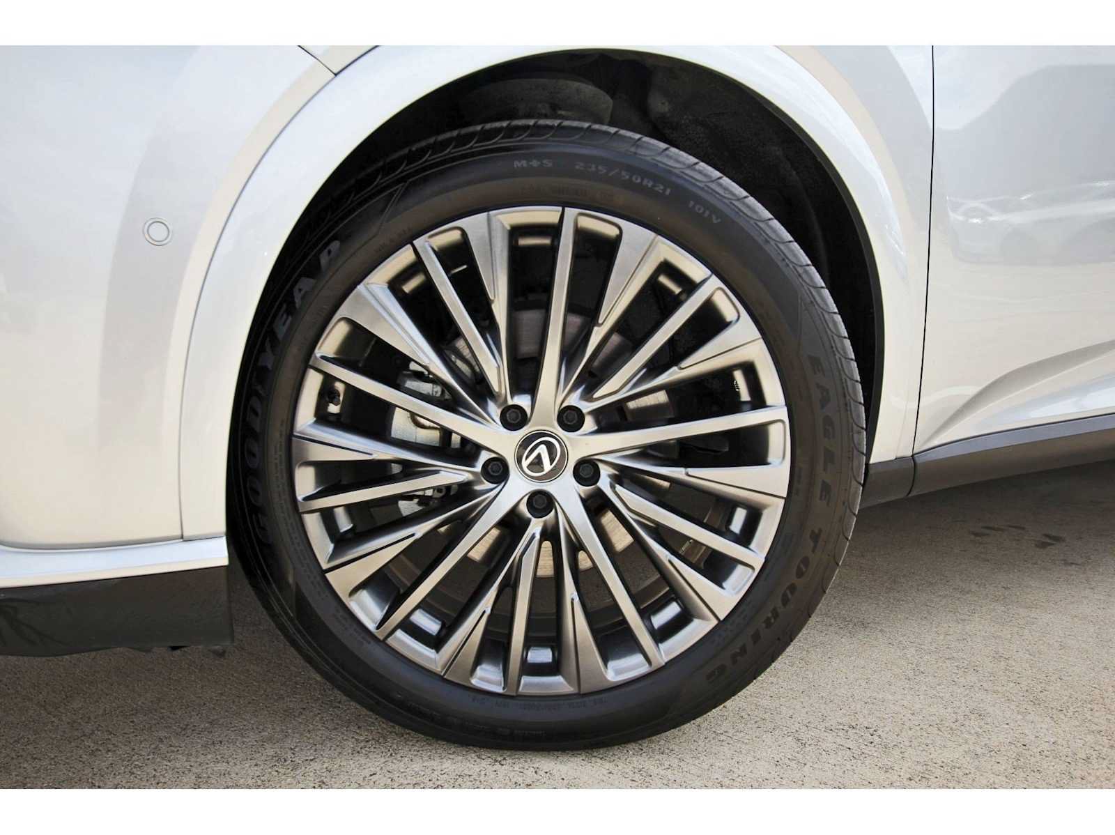 Used 2023 Lexus RX 350 FWD w/ Cold Area Package image 29