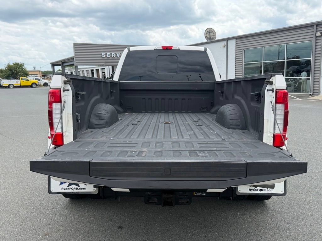 Used 2019 Ford F450 Platinum w/ Platinum Ultimate Package AWD/4WD image 5