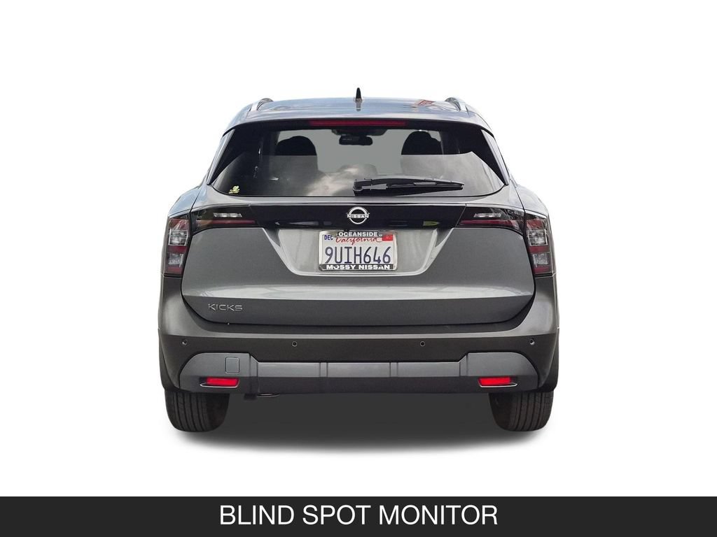 Used 2026 Nissan Kicks SV FWD image 8