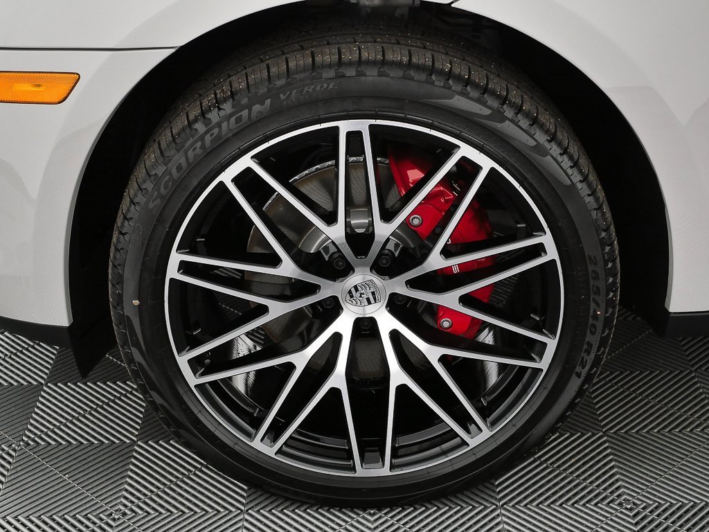 New 2026 Porsche Macan S image 39