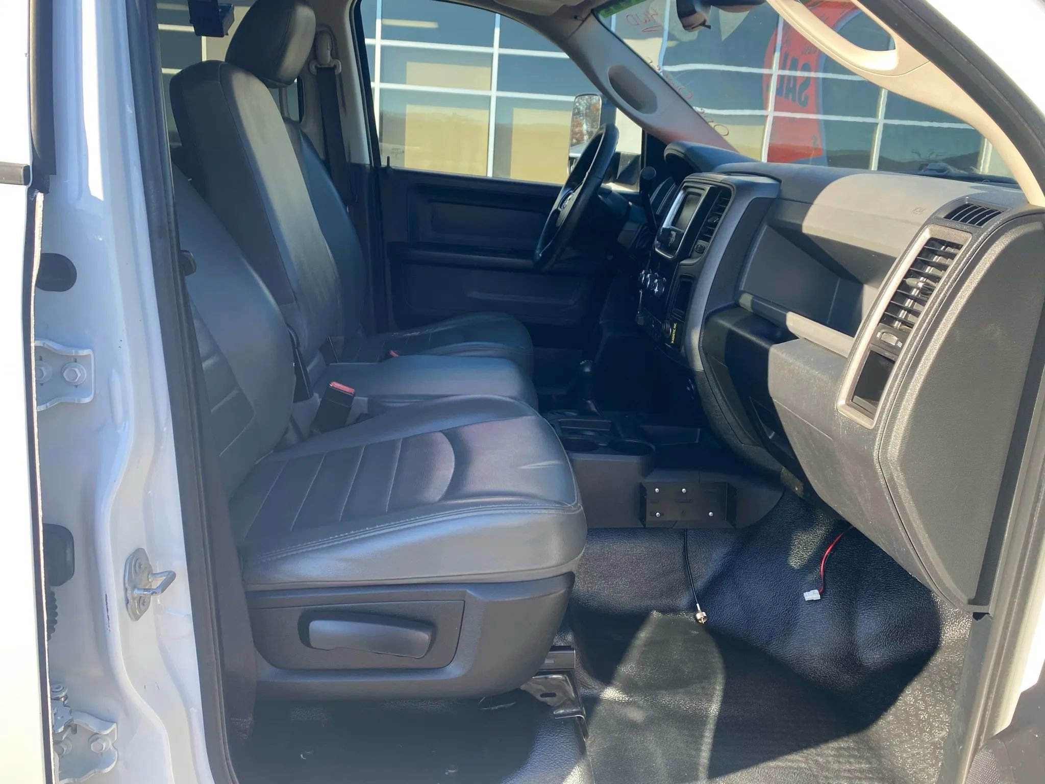 Used 2016 RAM 4500 Tradesman AWD/4WD image 23