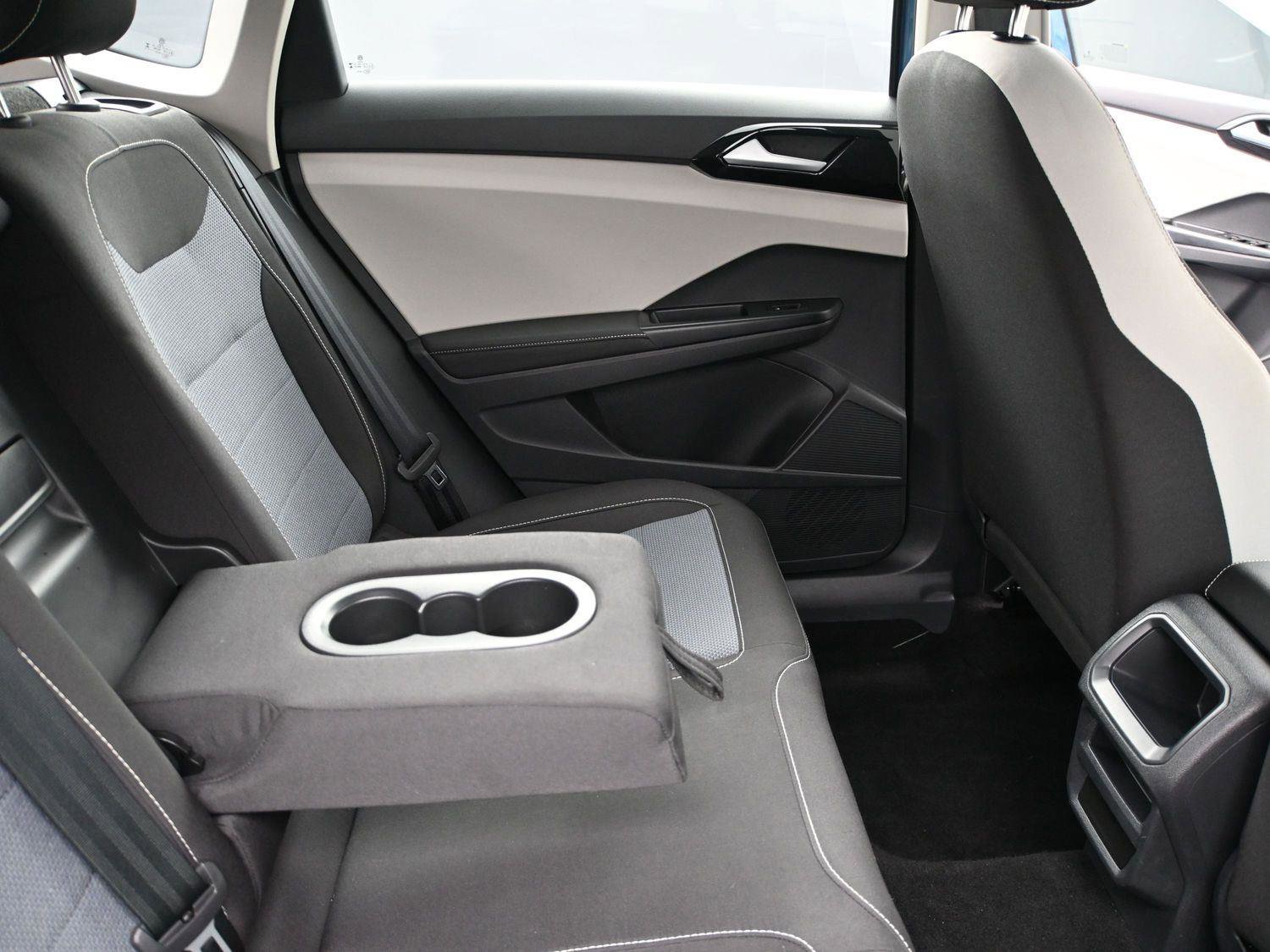 Certified 2025 Volkswagen Taos S w/ Taos Adventure Package AWD/4WD image 19