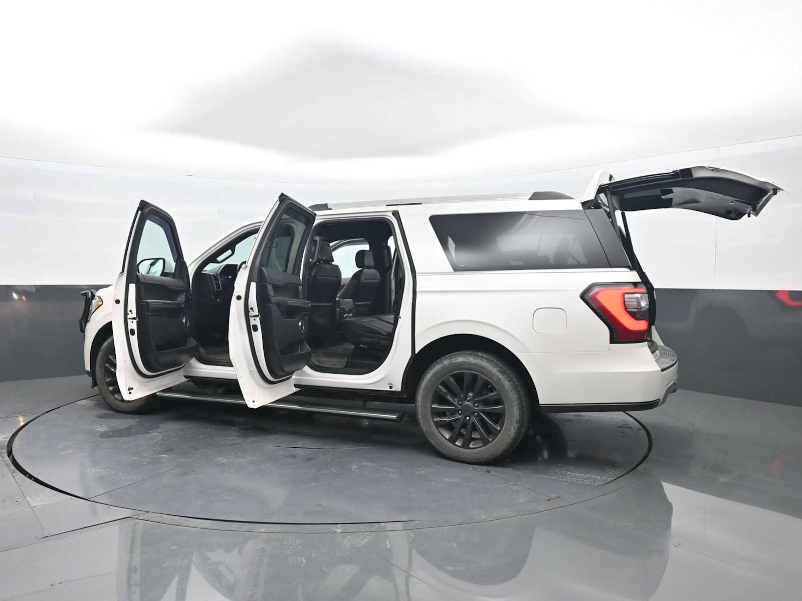 Used 2019 Ford Expedition Max Limited w/ Equipment Group 301A AWD/4WD image 50