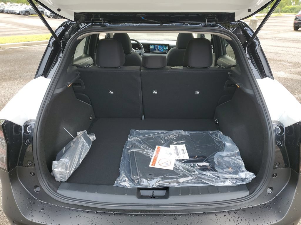 New 2026 Nissan Kicks SV w/ SV Premium Package FWD image 8