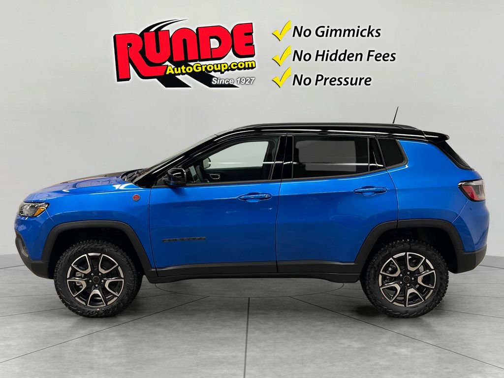 New 2026 Jeep Compass Trailhawk image 2