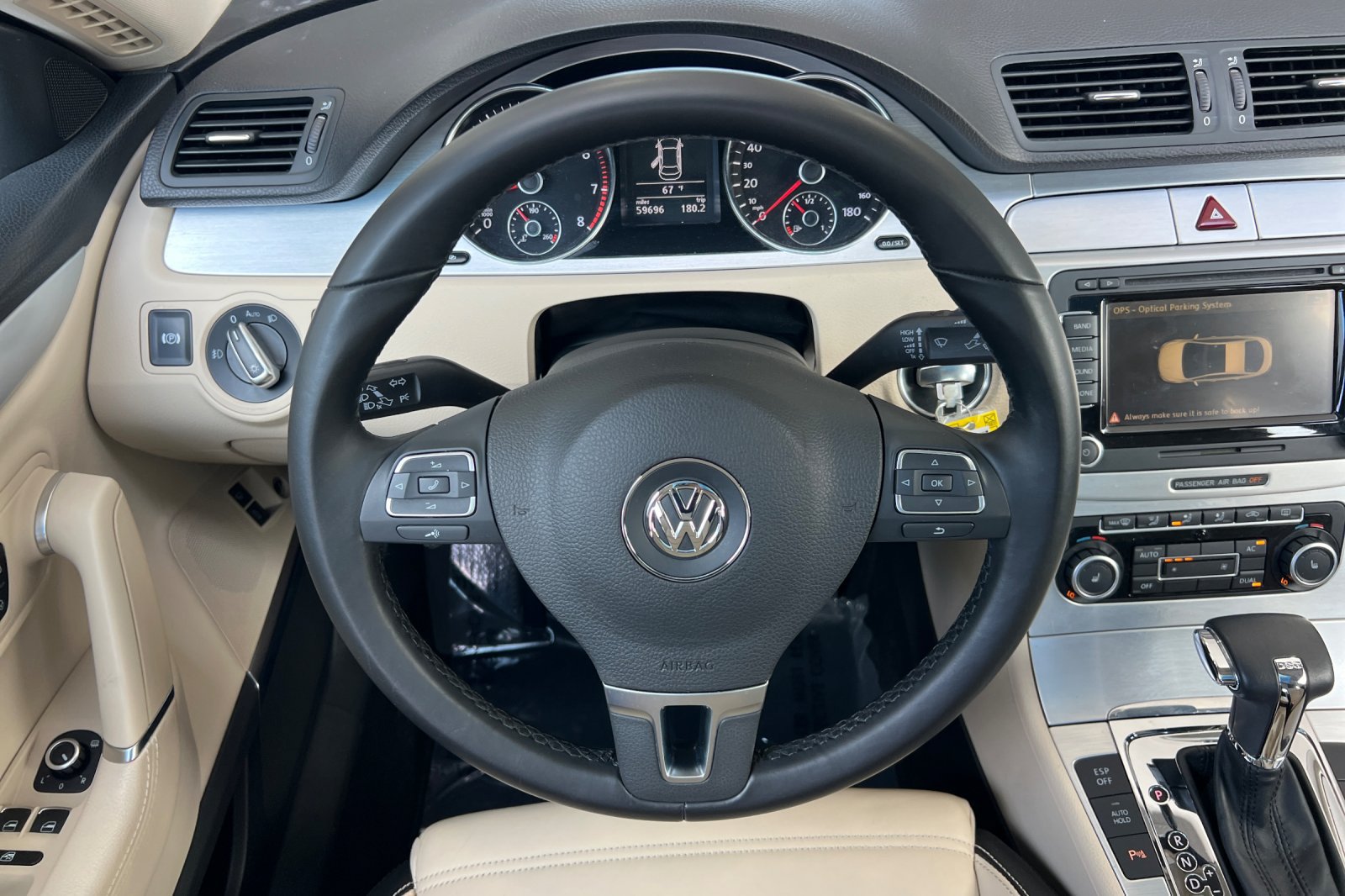 Used 2010 Volkswagen CC Luxury FWD image 16