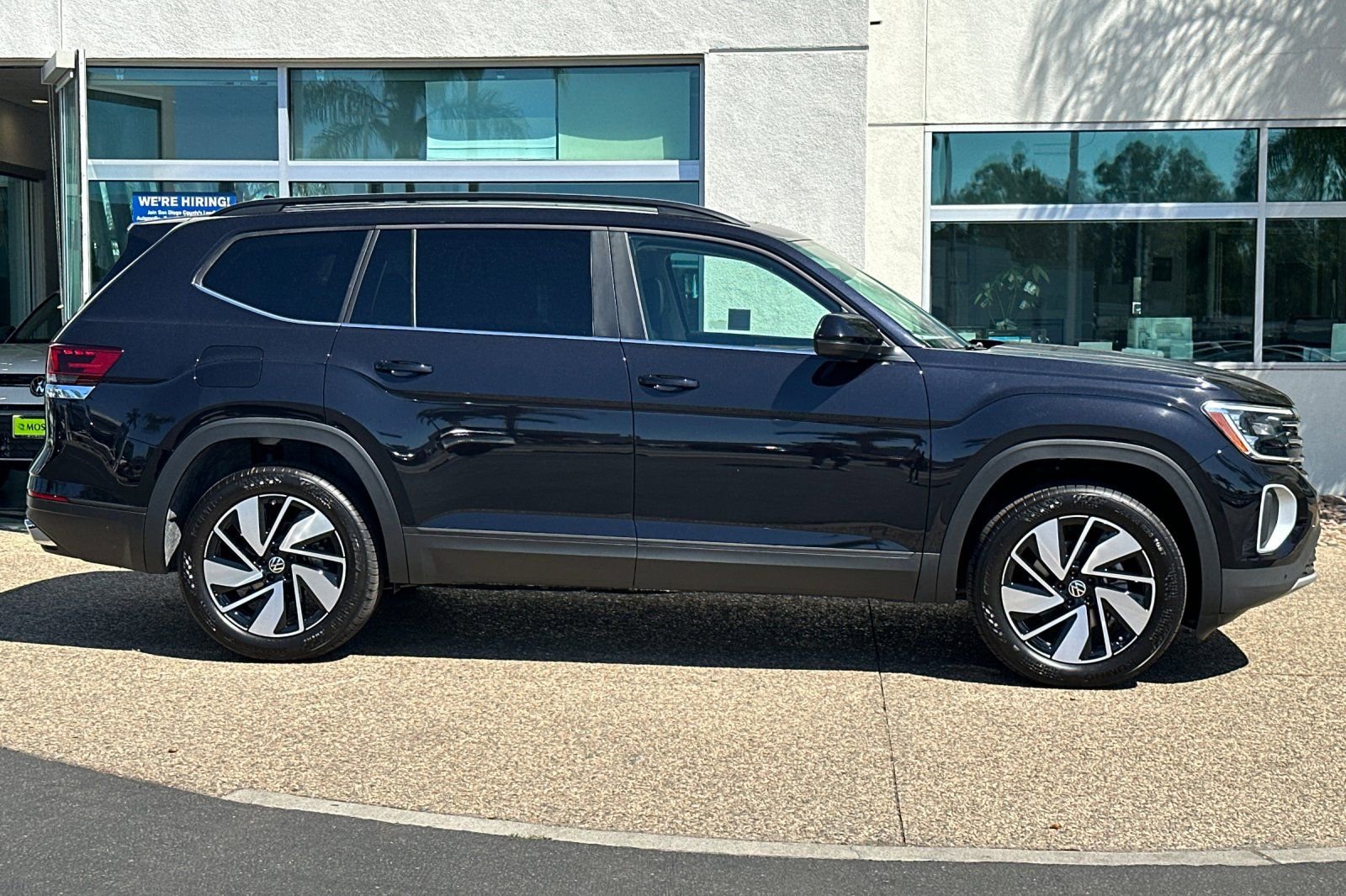 New 2026 Volkswagen Atlas SE image 3
