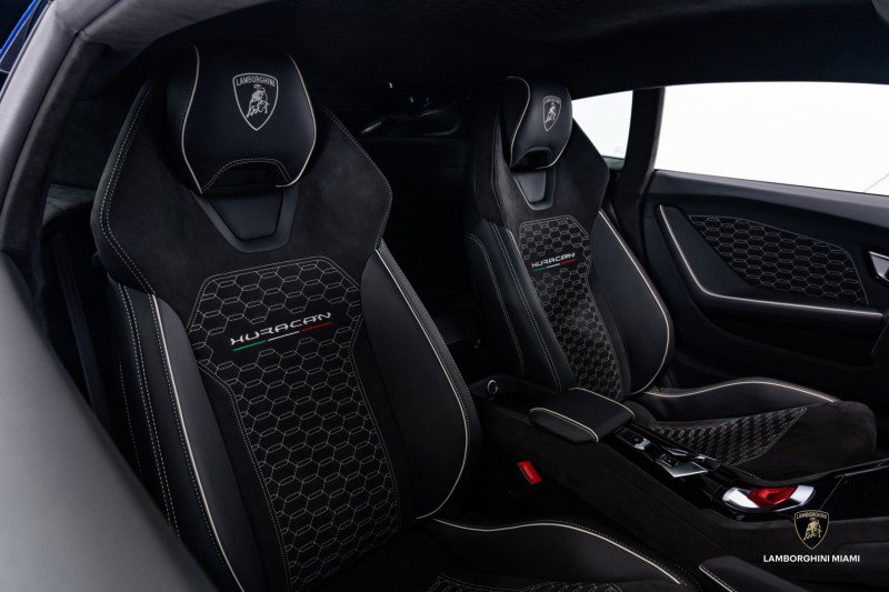 Used 2024 Lamborghini Huracan Sterrato image 44