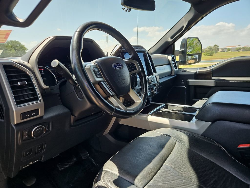 Used 2022 Ford F350 Lariat w/ Tremor Off-Road Package image 13
