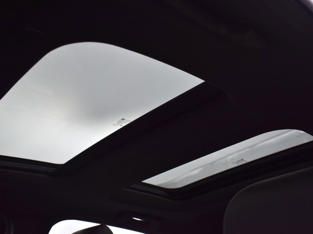 New 2026 Cadillac CT5 V w/ Technology Package image 31