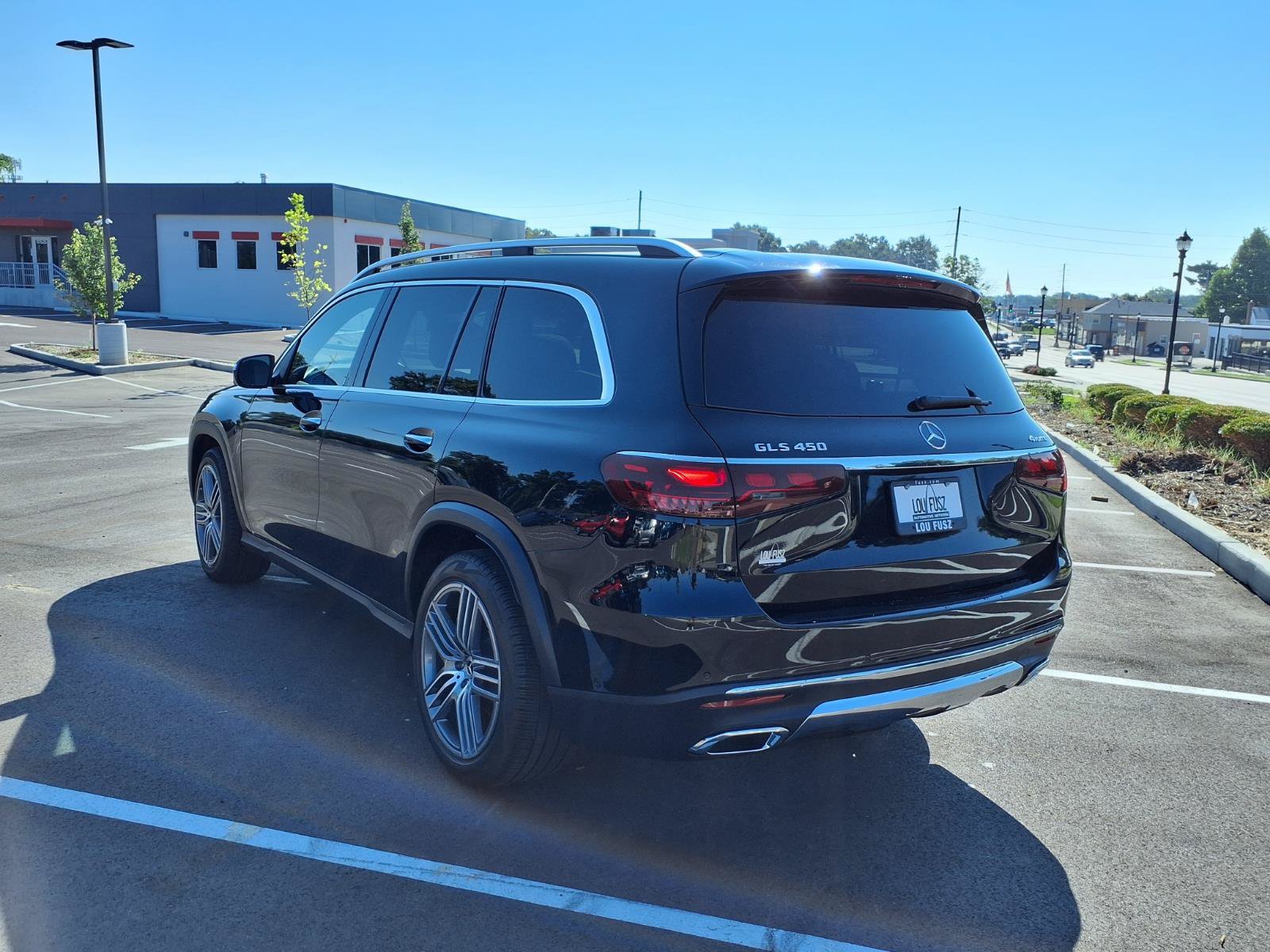 Used 2025 Mercedes-Benz GLS 450 4MATIC image 31