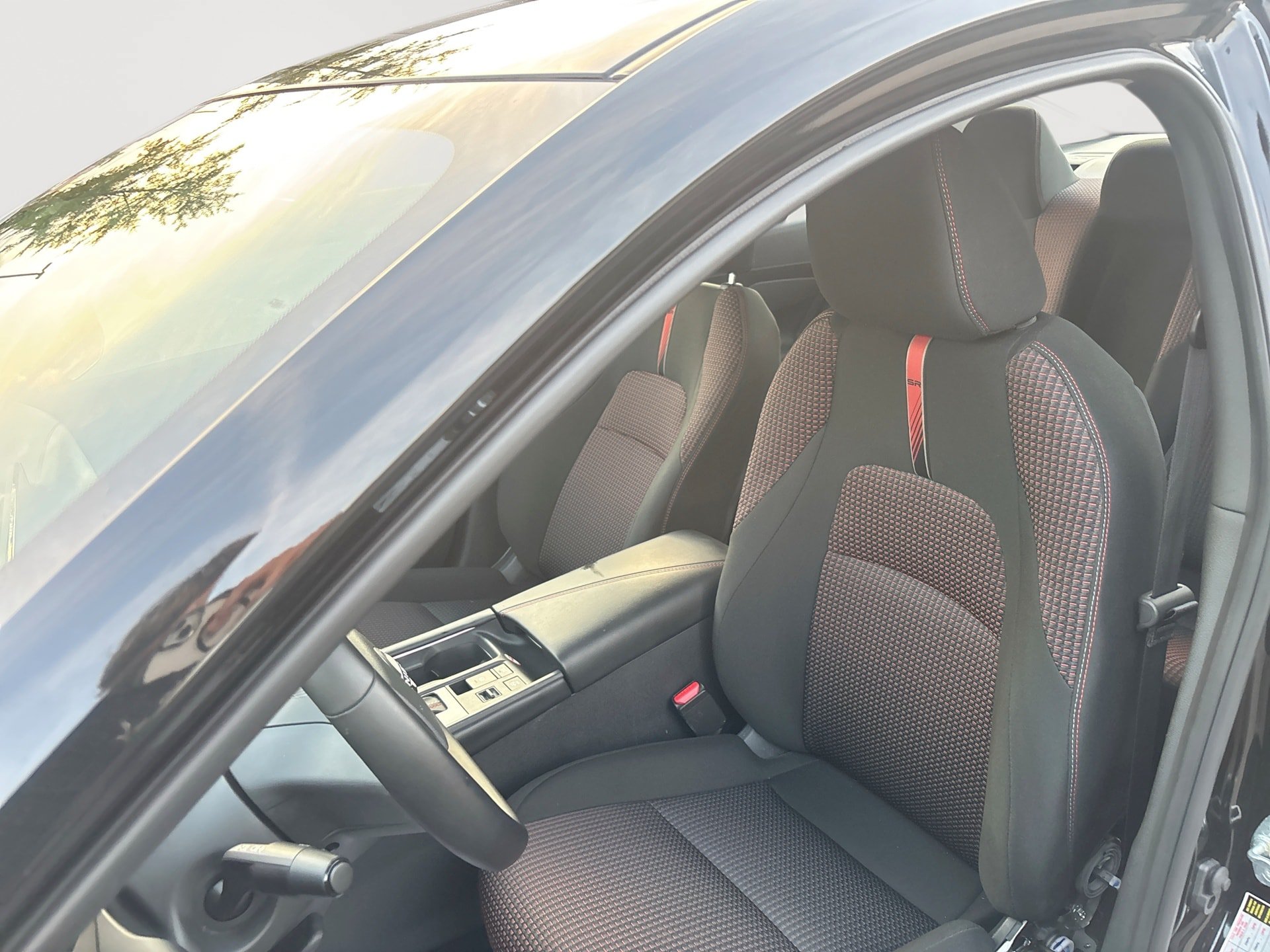 Used 2026 Nissan Sentra SR w/ Floor Mat Package FWD image 13