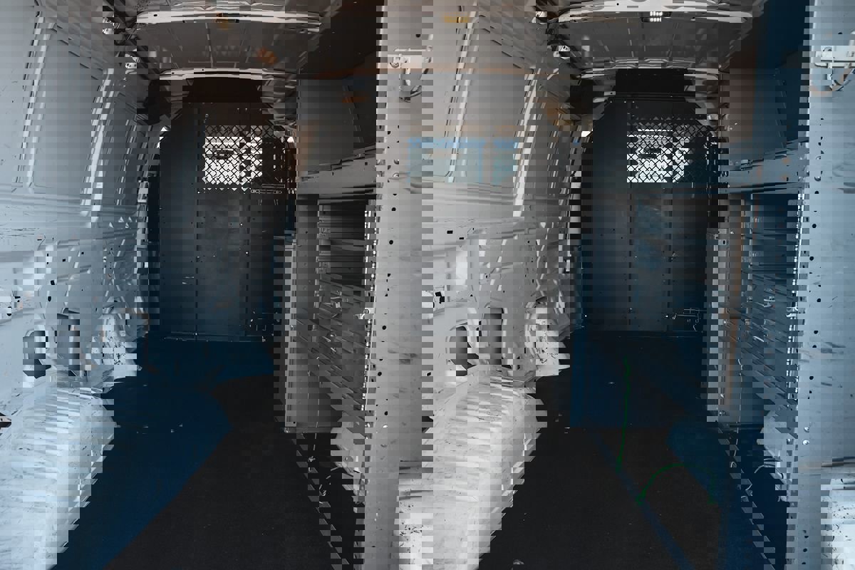 Used 2013 Ford E-150 and Econoline 150 image 12