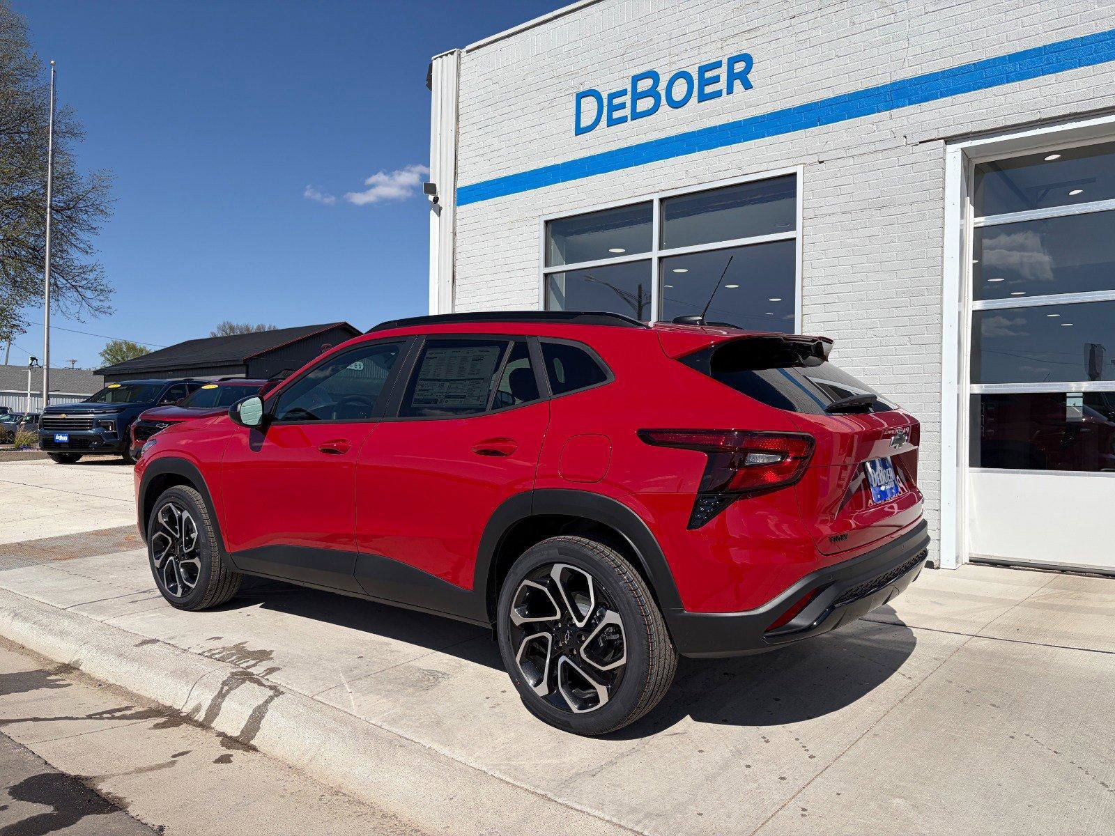 New 2026 Chevrolet Trax RS w/ Driver Confidence Package FWD image 3