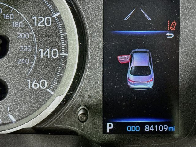 Used 2020 Toyota Corolla LE FWD image 13