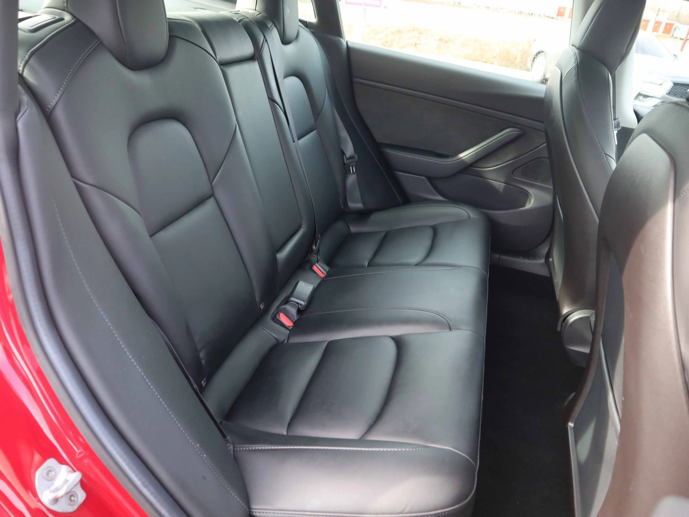 Used 2019 Tesla Model 3 Long Range image 4