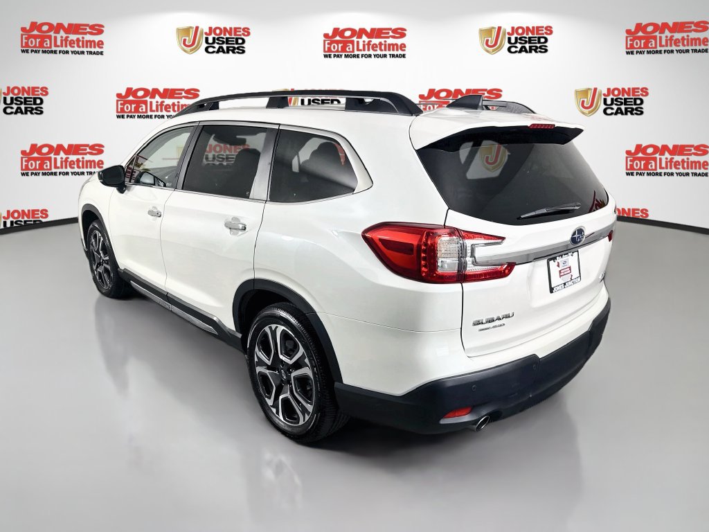 Certified 2025 Subaru Ascent Touring AWD/4WD image 2