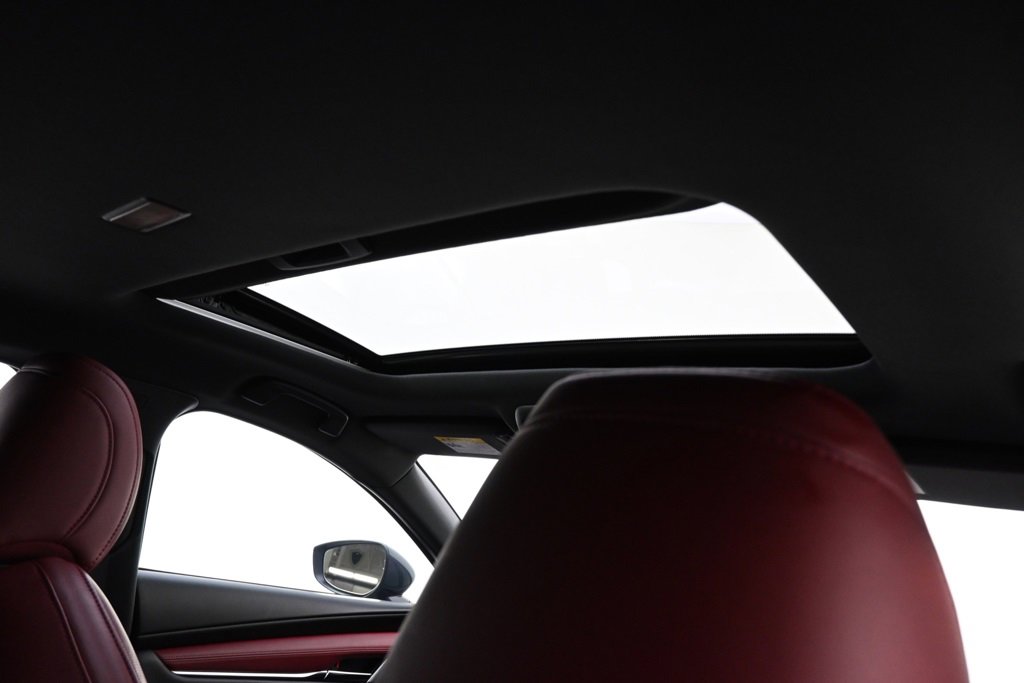 Used 2020 MAZDA MAZDA3 Hatchback w/ Premium Package image 17