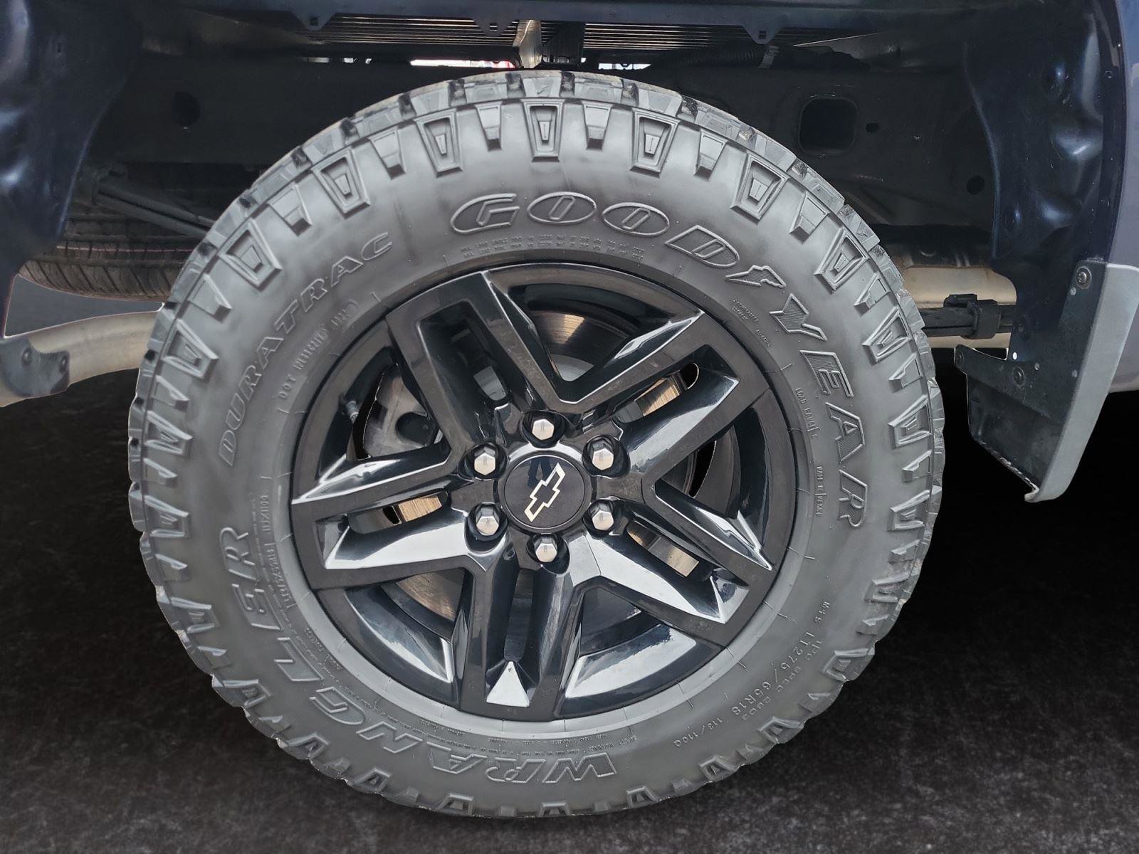 Used 2023 Chevrolet Silverado 1500 Custom Trail Boss image 25