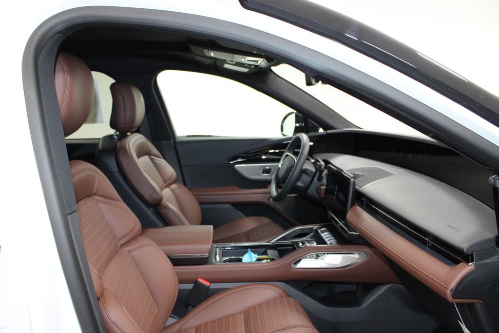 New 2026 Lincoln Nautilus Reserve AWD/4WD image 27