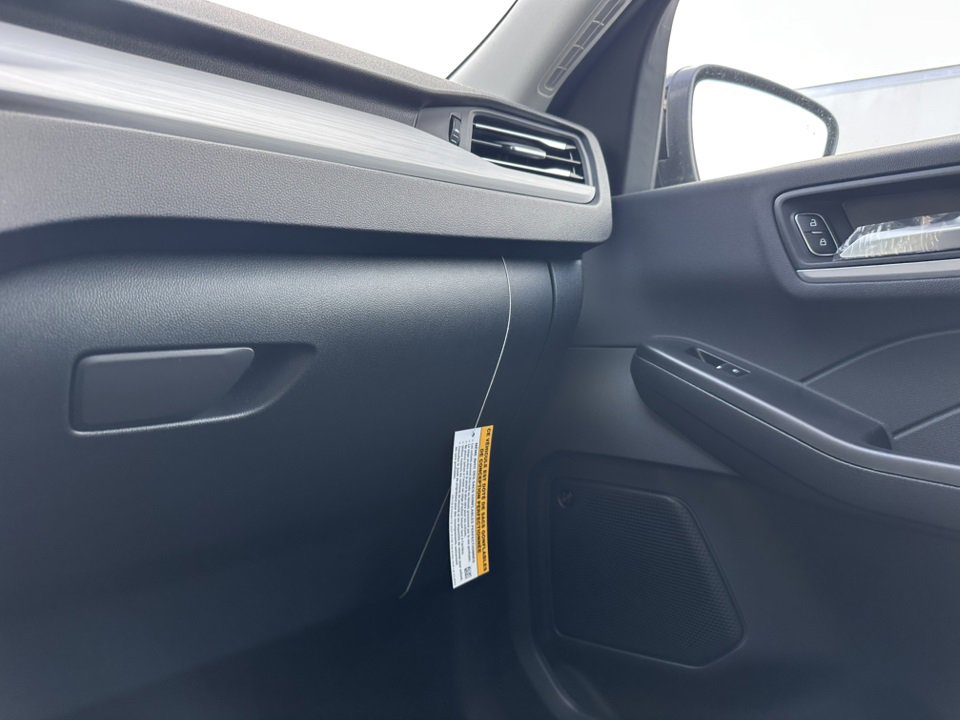 New 2025 Ford Escape SE w/ PHEV Premium Package image 32