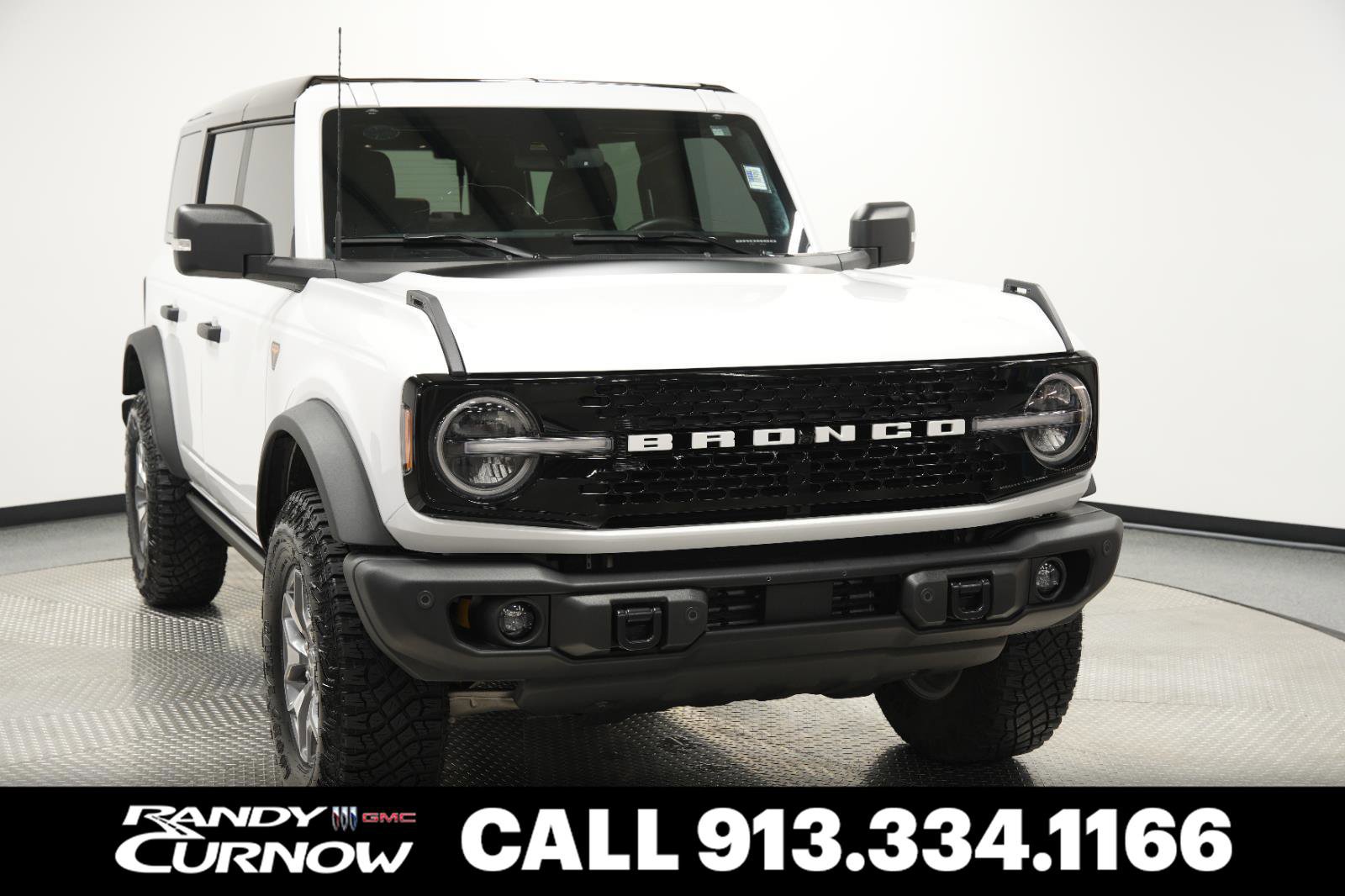Used 2025 Ford Bronco Badlands image 1