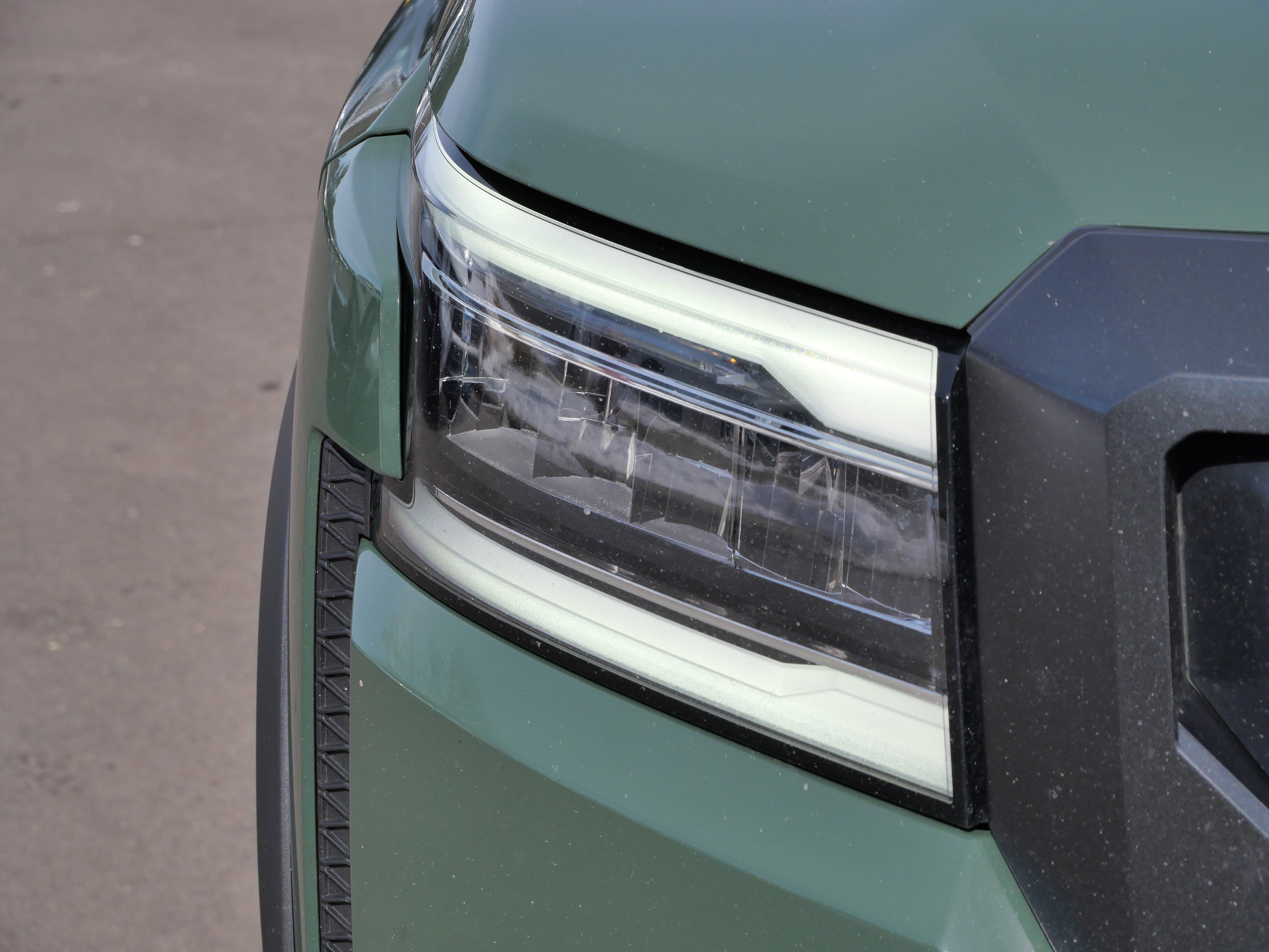 Used 2023 Nissan Frontier PRO-4X w/ Pro-4X Premium Package image 16