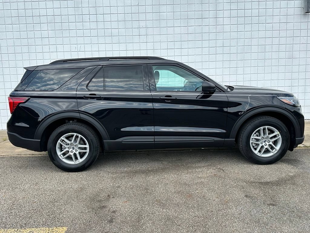 New 2027 Ford Explorer Active AWD/4WD image 4