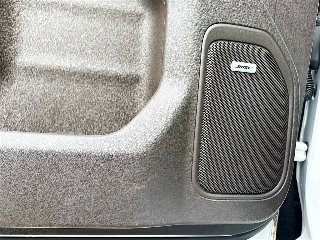 Used 2019 GMC Sierra 1500 SLT w/ SLT Premium Package image 19